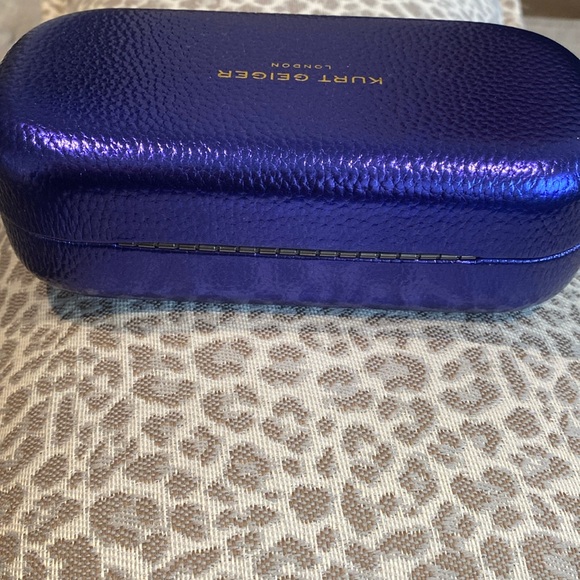 💜🕶️Kurt Geiger Sunglass case💜 - Picture 5 of 8